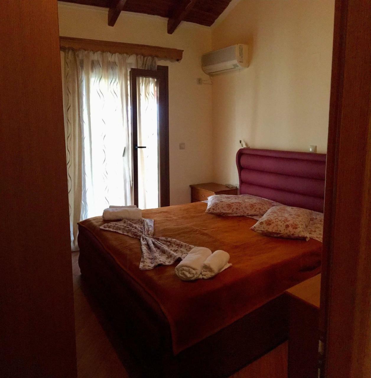 Elena Apartament Саранда Екстер'єр фото